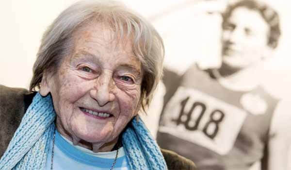 Olympic athlete Dana Zatopkova passed away